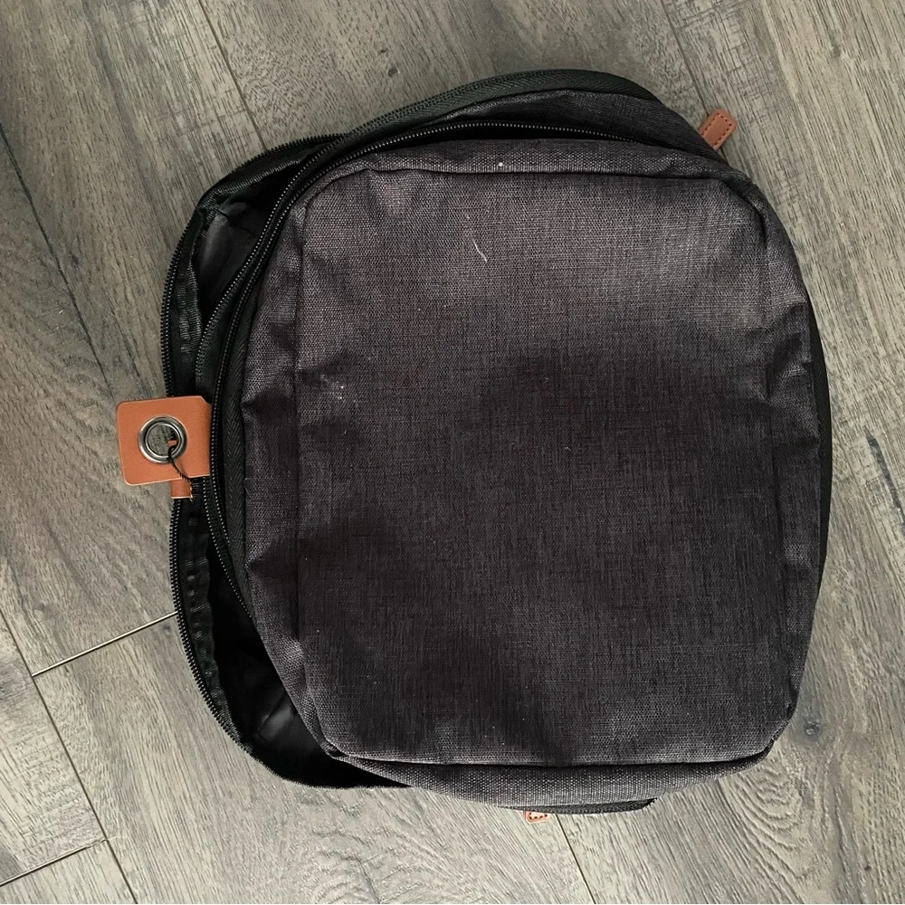 NWT Compression Packing Cube - Picture 6 of 8